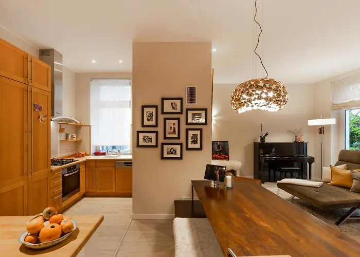 Luxury Townhouse With Private Sauna - A Oasis Apartman *