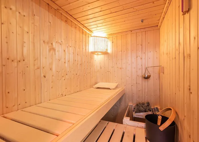 Apartamento Luxury Townhouse With Private Sauna - A Oasis